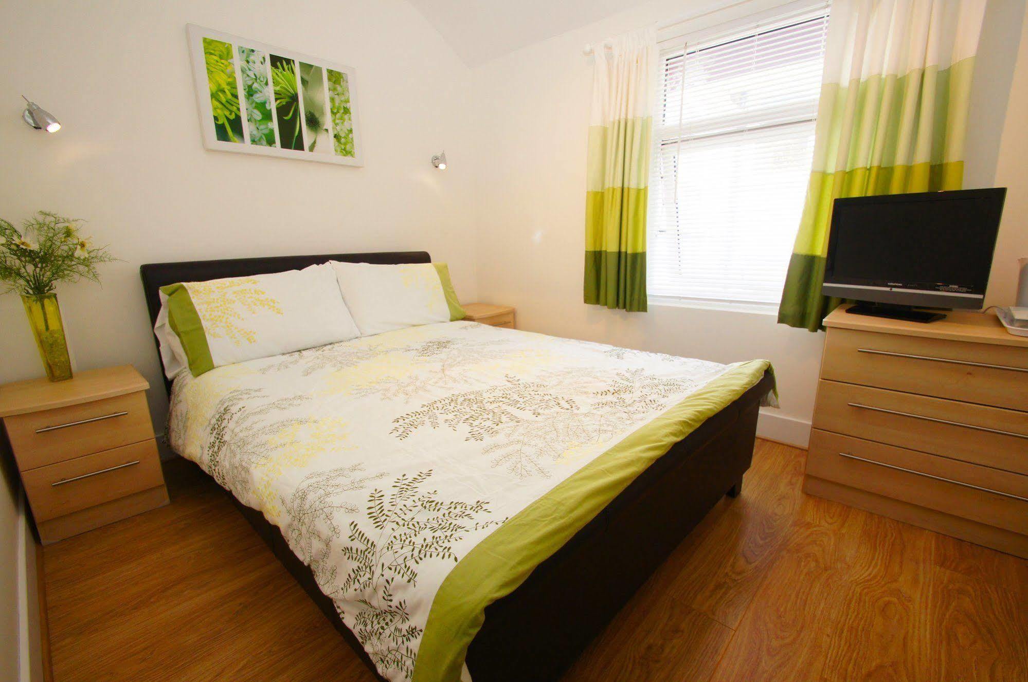 The Richmond Bed And Breakfast - Adults Only แชงคลิน ภายนอก รูปภาพ