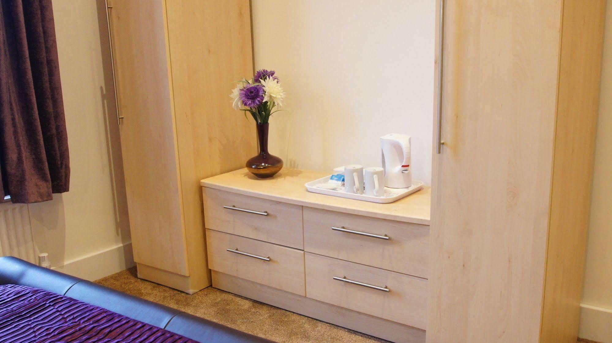 The Richmond Bed And Breakfast - Adults Only แชงคลิน ภายนอก รูปภาพ